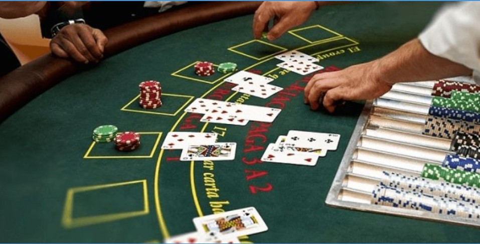 Chi Tiết Về Xì Tố Và Cách Chơi Ăn Tiền Hiệu Quả Nhất