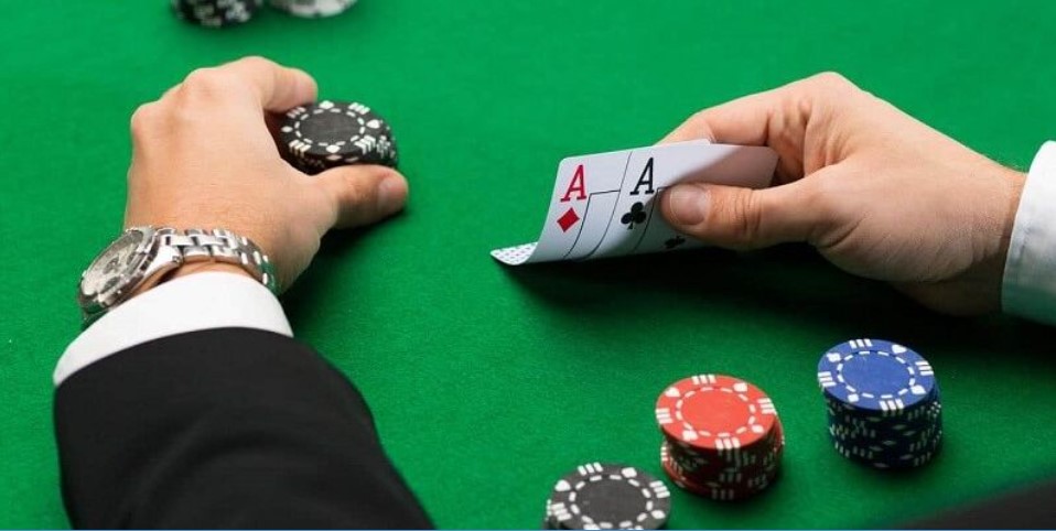 Chi Tiết Về Xì Tố Và Cách Chơi Ăn Tiền Hiệu Quả Nhất